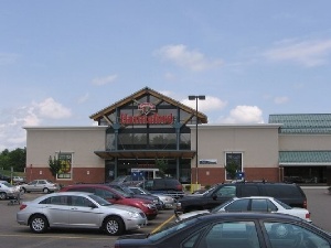 Hanneford's Supermarket, Easton, MA